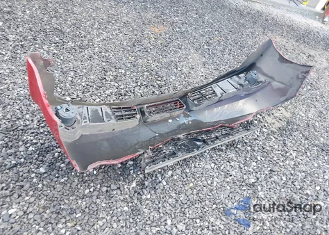 2013 Toyota Camry Se z USA, uszkodzony, nr VIN 4T1BF1FK5DU666853